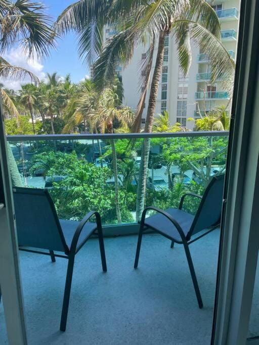 Sian 3G Apartment in Hollywood Beach