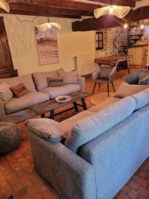 Gîte La Maison de Gouville, avec piscine et SPA, proche mer House in Normandy