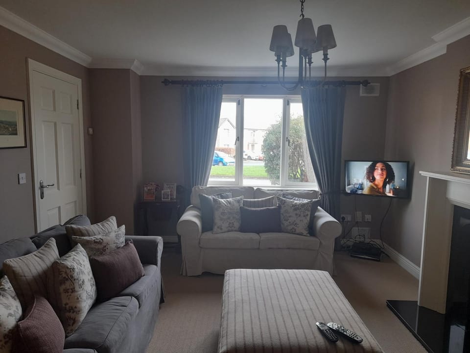 112 Roseberry Hill House in Ireland