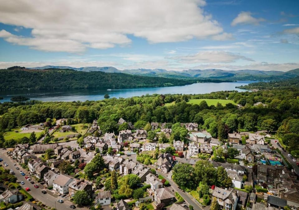 Queen's Loft House in Windermere