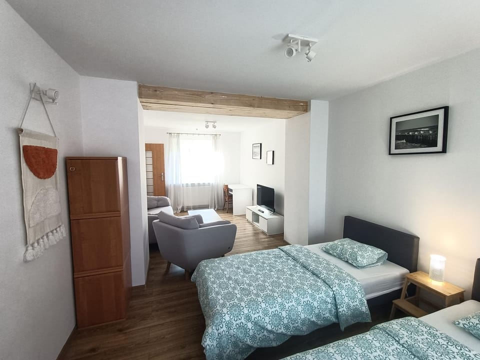 TV and multimedia, Bedroom