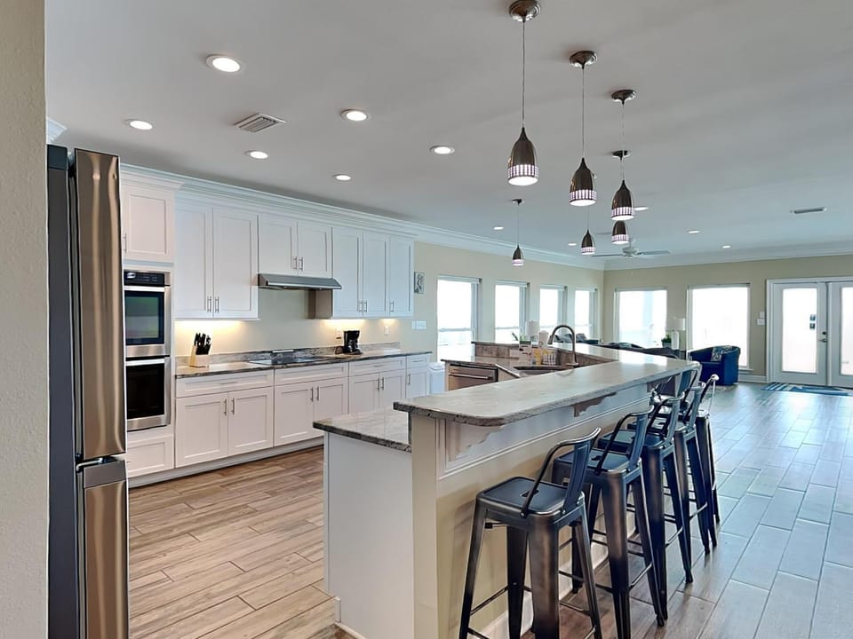 Kitchen or kitchenette, Seating area, furniture, oven, stove, kitchen