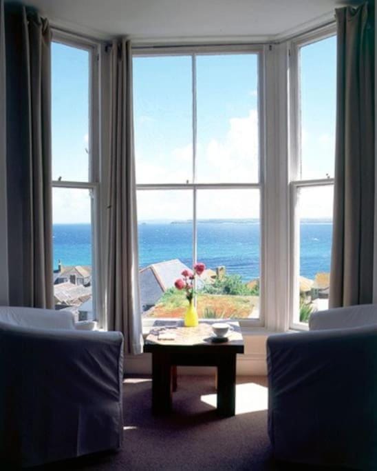 Seating area, Bedroom, Sea view