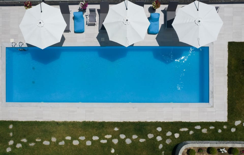 Property building, Swimming pool