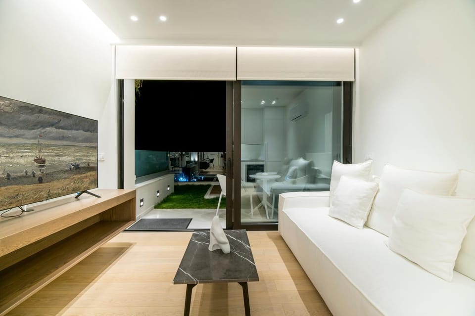 GM exclusive Luxury Suites & SPA Apartment hotel in Lasithi