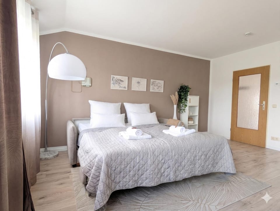 Dining area, Bedroom