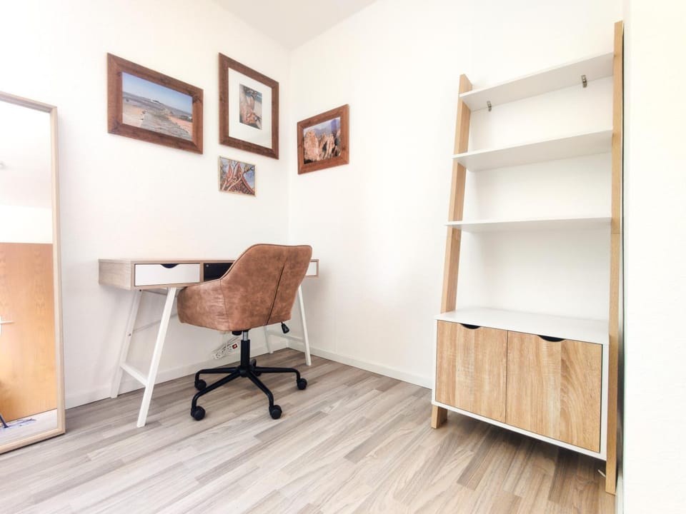 Business facilities, Bedroom
