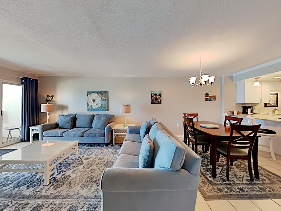 Balcony/Terrace, Kitchen or kitchenette, Living room, Seating area, Dining area, furniture