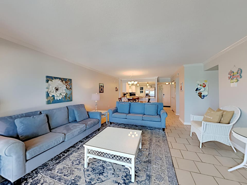 Living room, Seating area, furniture