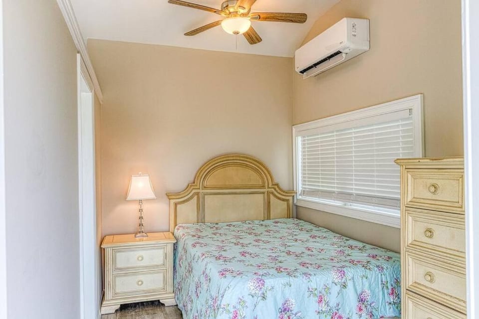 Beach cottage villa Villa in Baiting Hollow