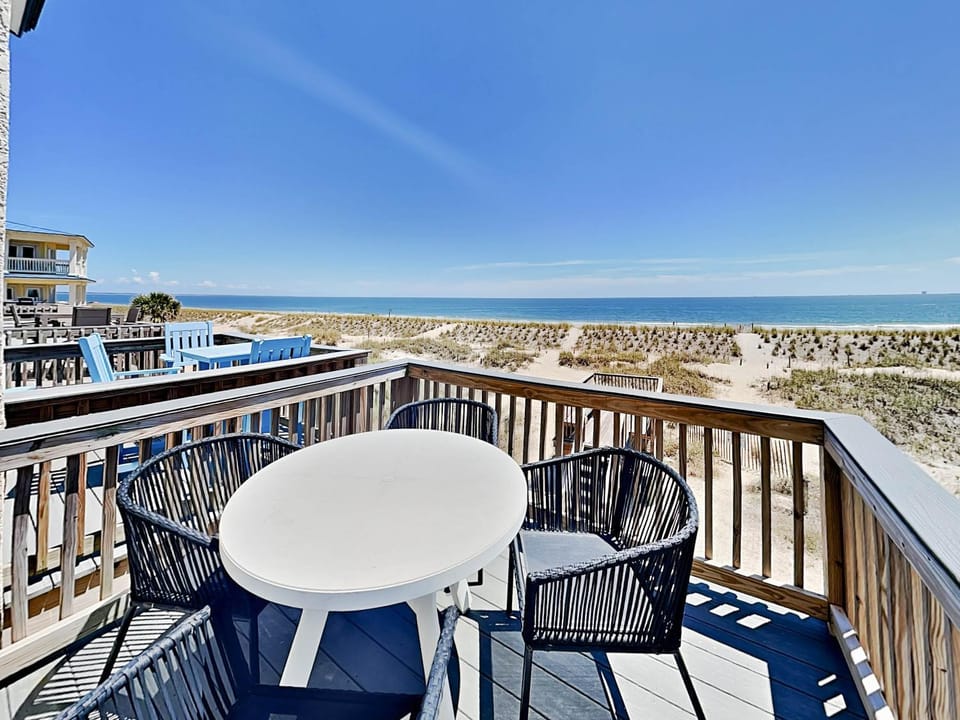 Tybee Lights 112B Apartment in Tybee Island