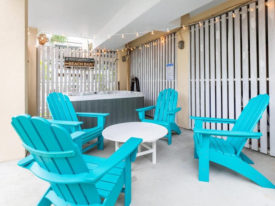 Hot Tub, Seating area, furniture