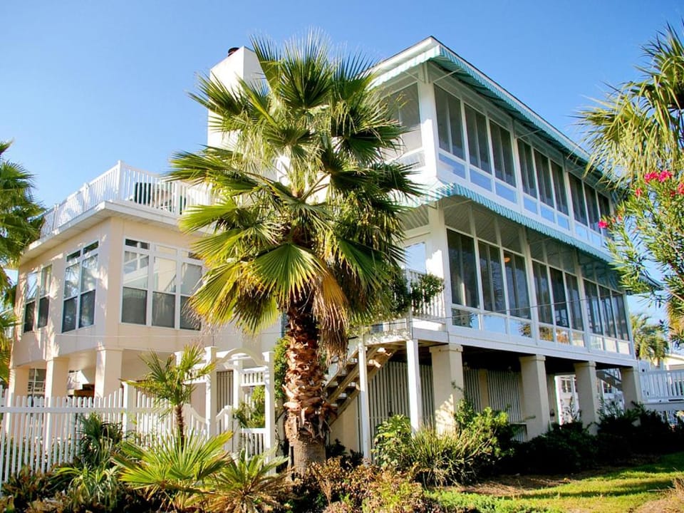 Driftaway House in Tybee Island