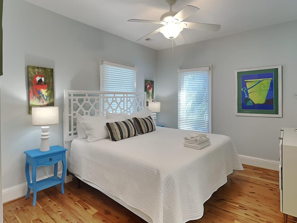 5 Oclock Somewhere House in Tybee Island