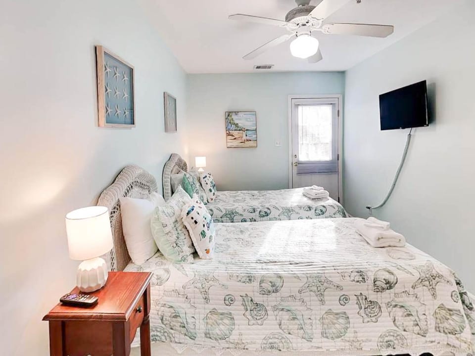 South Beach Ocean 4 Apartment in Tybee Island
