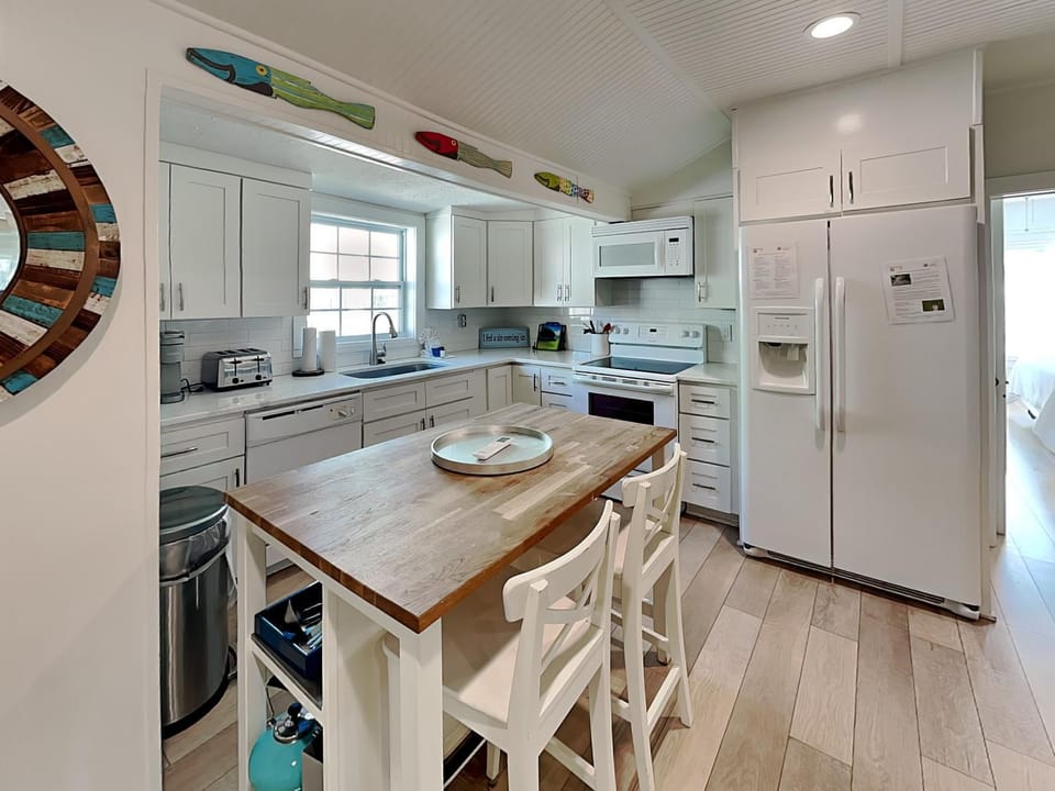 Blue Crab Cottage House in Tybee Island