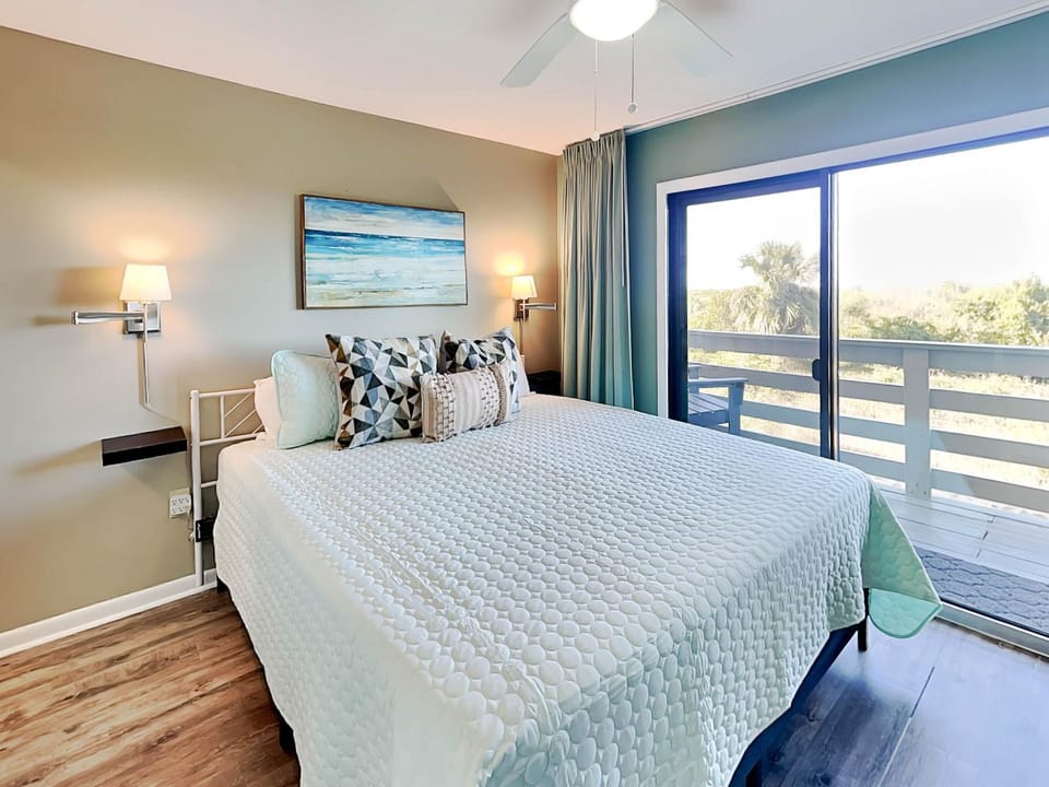 Lighthouse Point 15A Apartment in Tybee Island