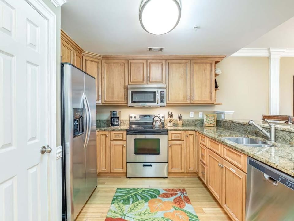 Brass Rail 316 Apartment in Tybee Island