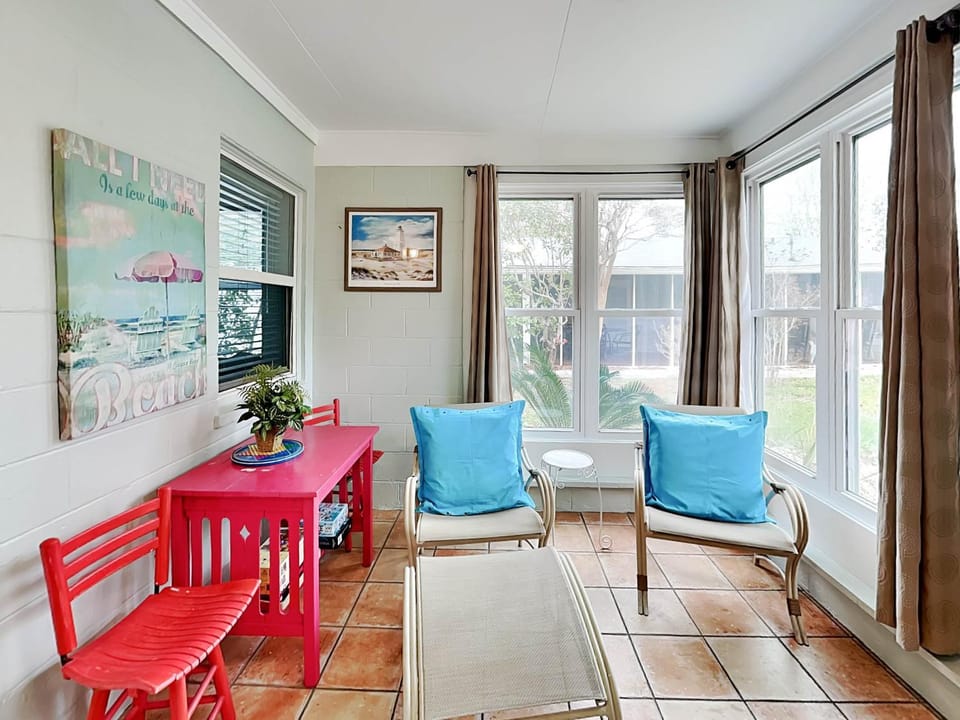 Captains Quarters B Apartment in Tybee Island