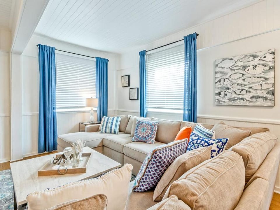 Bikini Top Apartment in Tybee Island