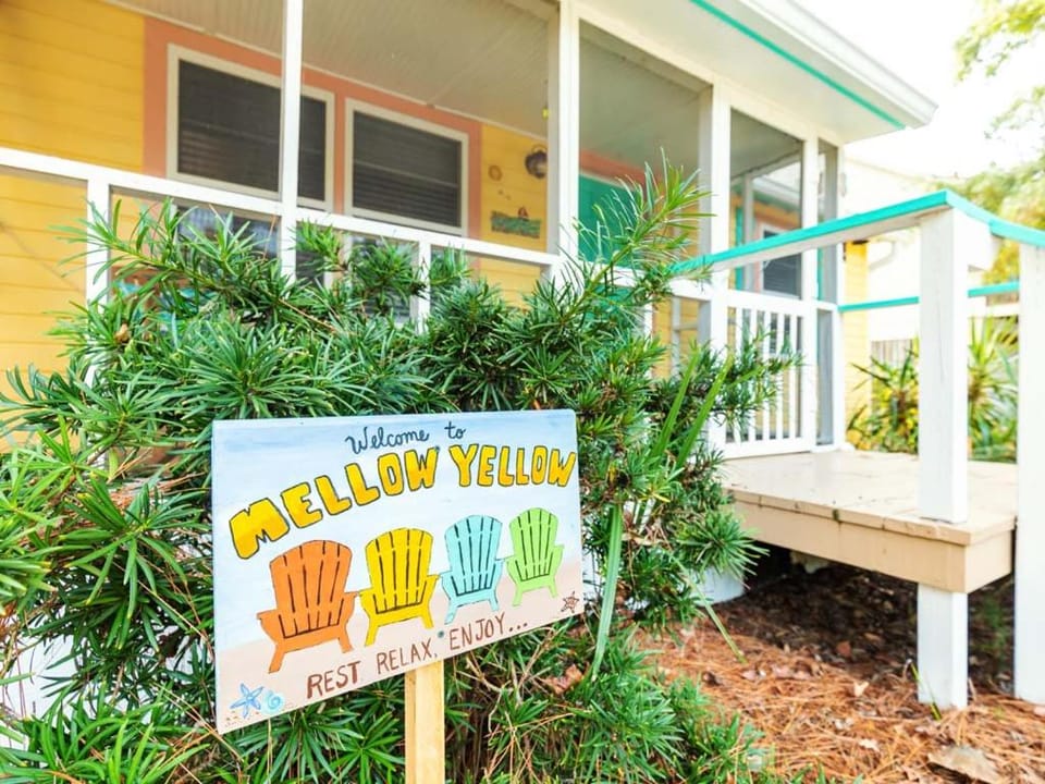 Mellow Yellow House in Tybee Island
