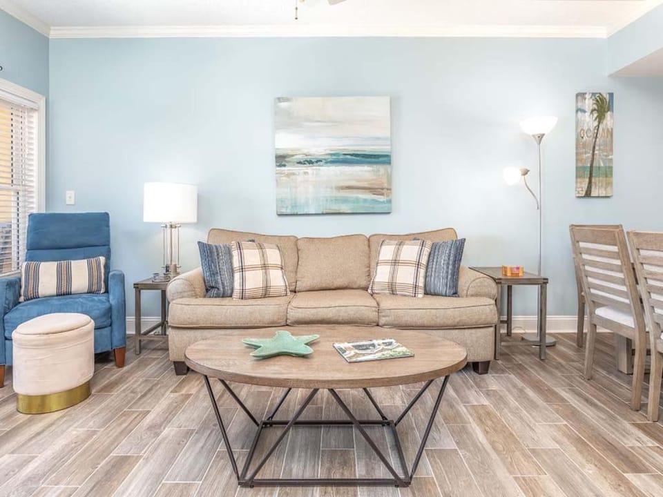 Living room, Seating area, furniture