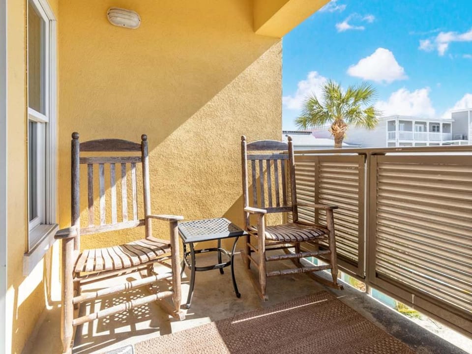 Sandpiper 207 Apartment in Tybee Island