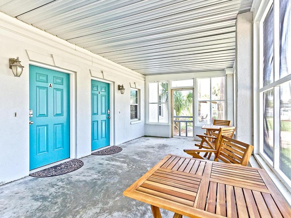 Dune A Apartment in Tybee Island