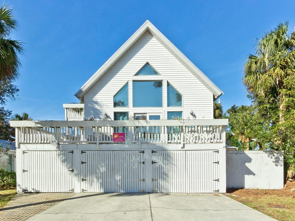 Catch A Wave House in Tybee Island