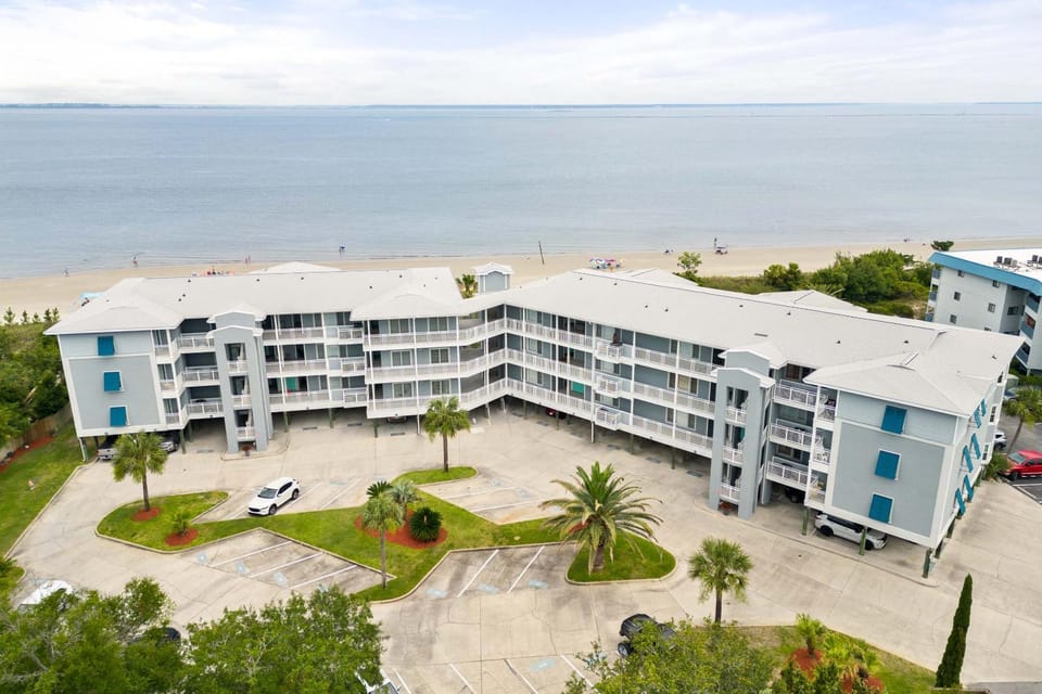 Bay View Villas 106 Apartment in Tybee Island