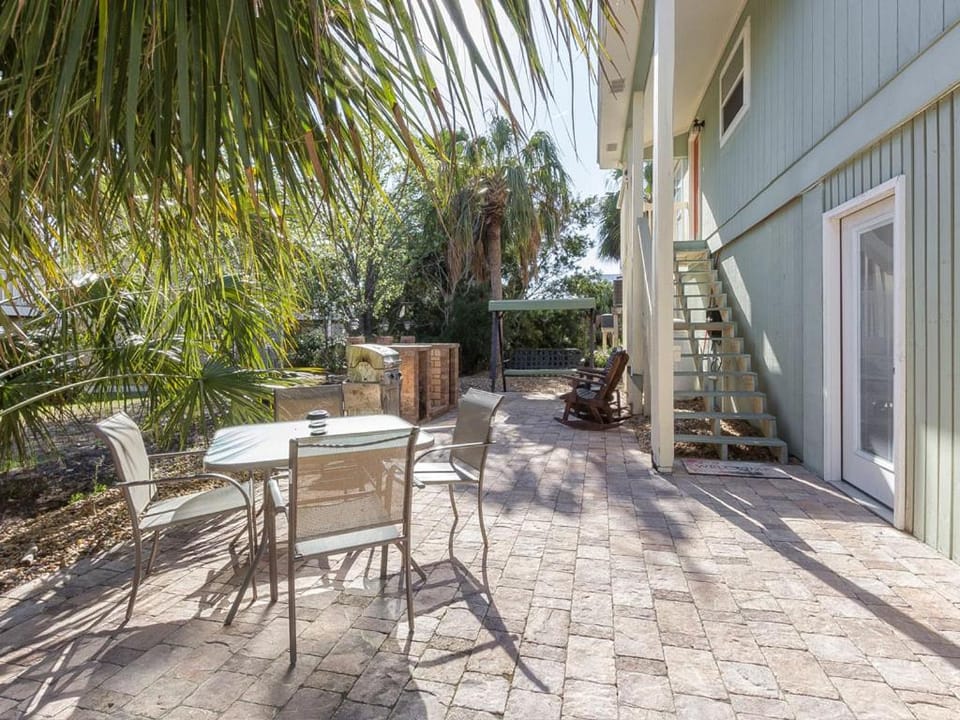 Garden, Seating area