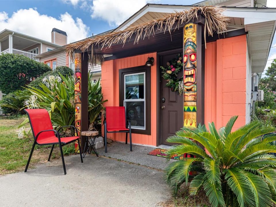 Gilligans Island Apartment in Tybee Island