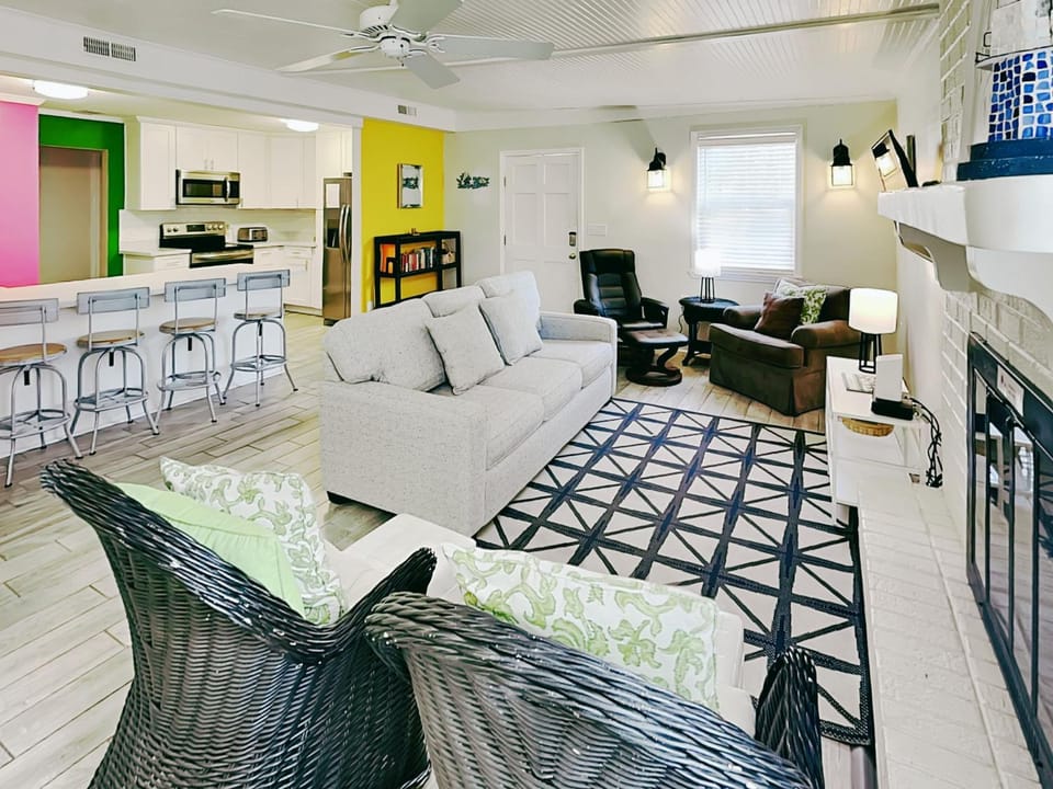 Horsepen Creek Cottage House in Tybee Island