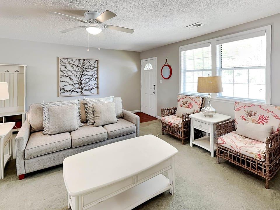 Latitude Adjustment A Apartment in Tybee Island
