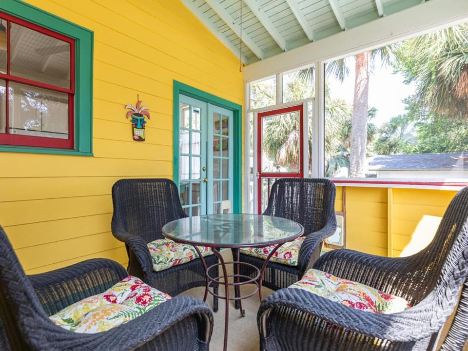 Coastal Soul Cottage House in Tybee Island