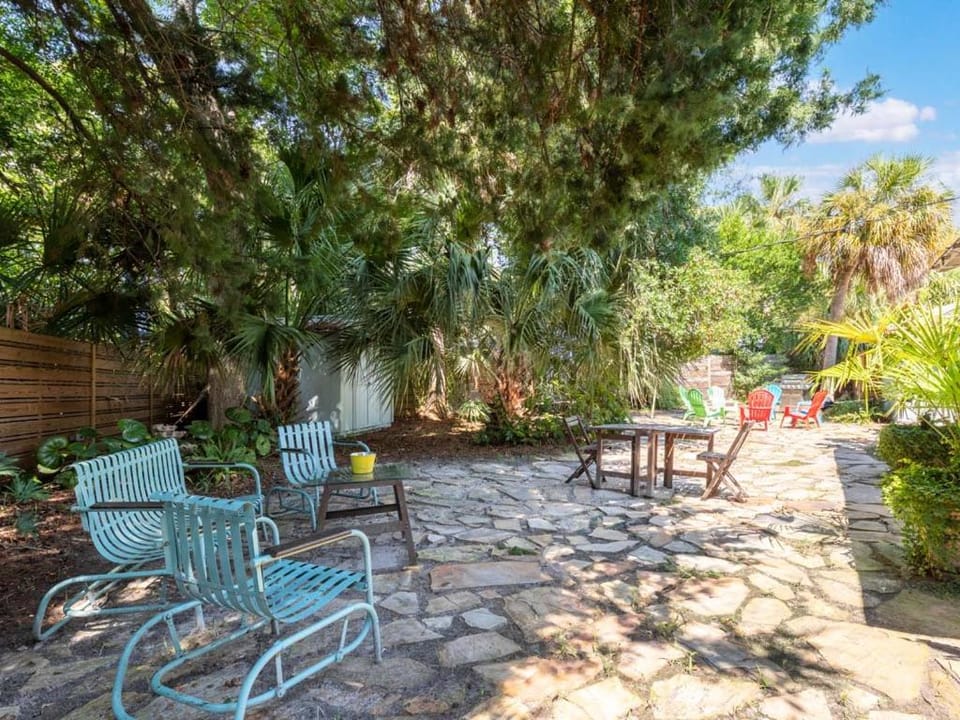 Garden, Seating area