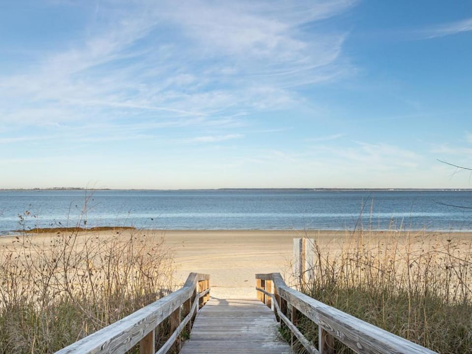 Beach Racquet A210 Apartment in Tybee Island