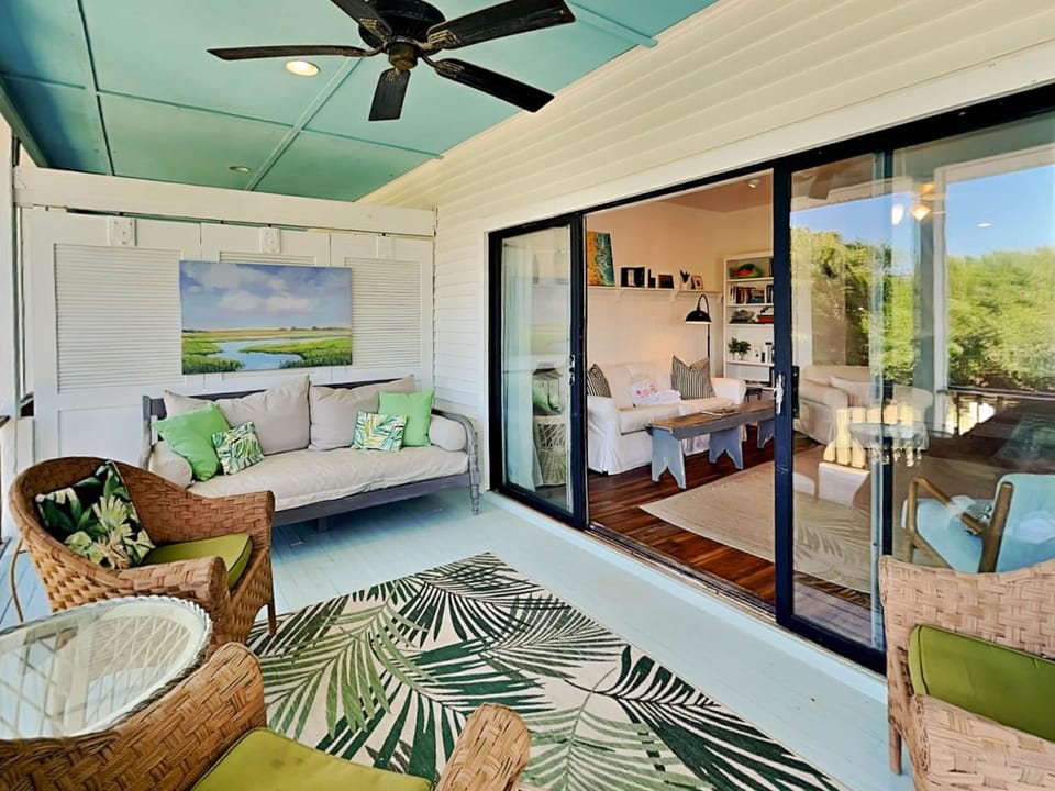 Weston Beach Place House in Tybee Island