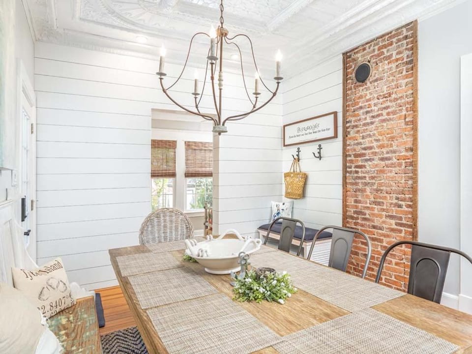 North Beach Bungalow House in Tybee Island