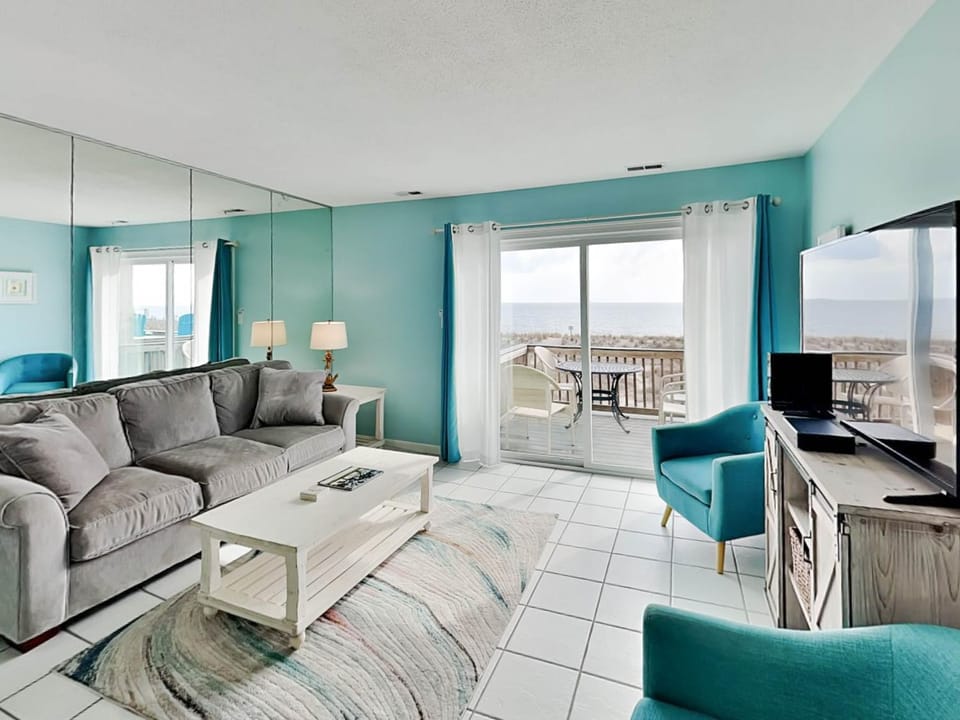 Tybee Lights 114C Apartment in Tybee Island
