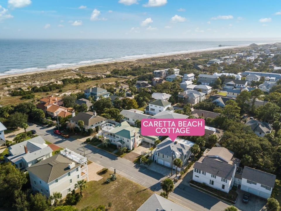 Neighbourhood, Natural landscape, Bird's eye view, Beach