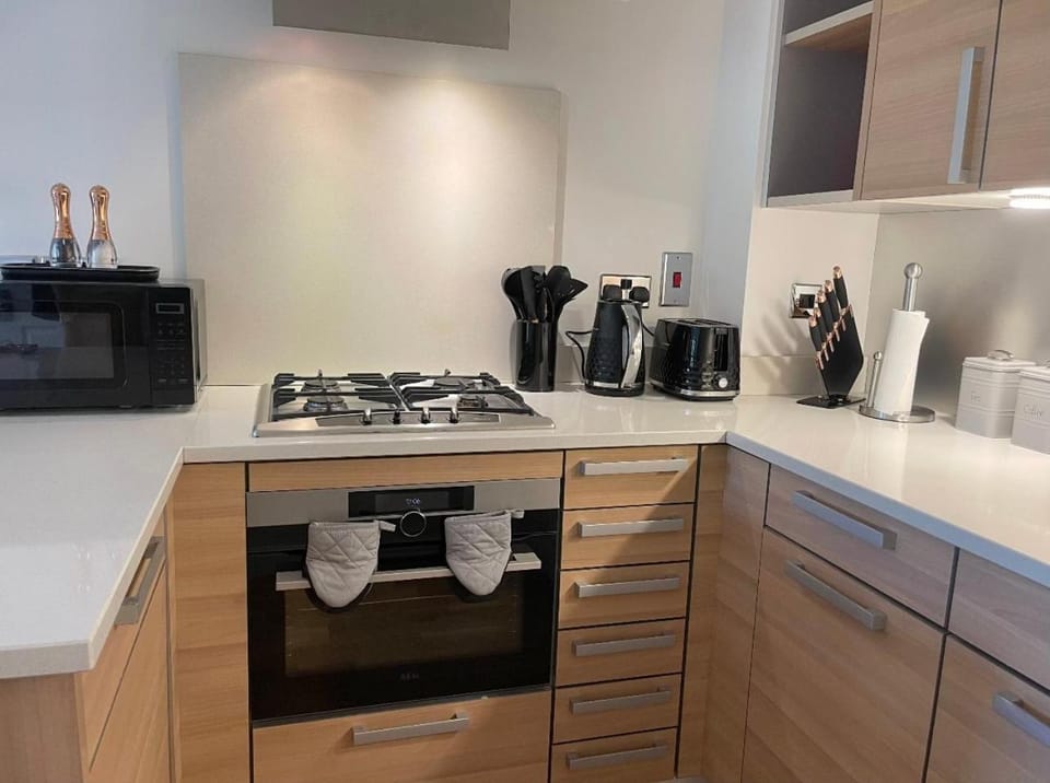 Coffee/tea facilities, Kitchen or kitchenette, dishwasher, minibar, pet friendly, stove, toaster