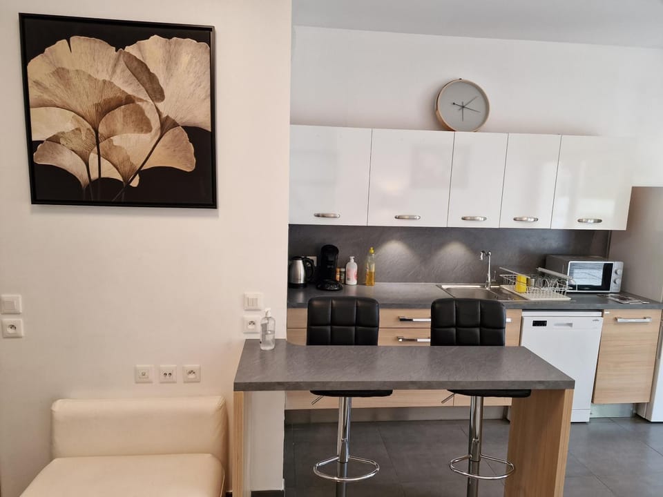 Entier beau 3pièces avec terrasse de 60m2 pour 7personnes Apartment in Île-de-France