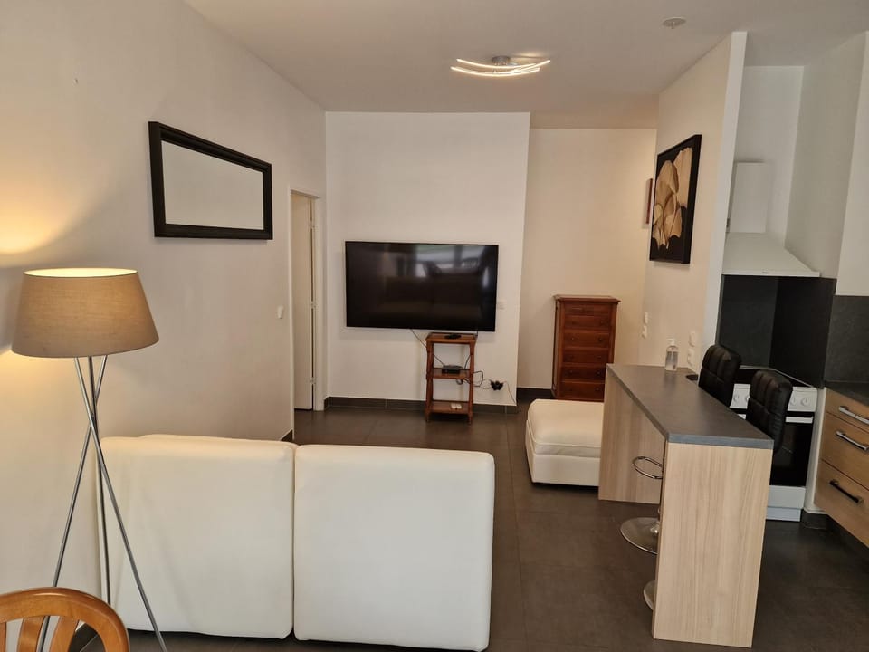 Entier beau 3pièces avec terrasse de 60m2 pour 7personnes Apartment in Île-de-France