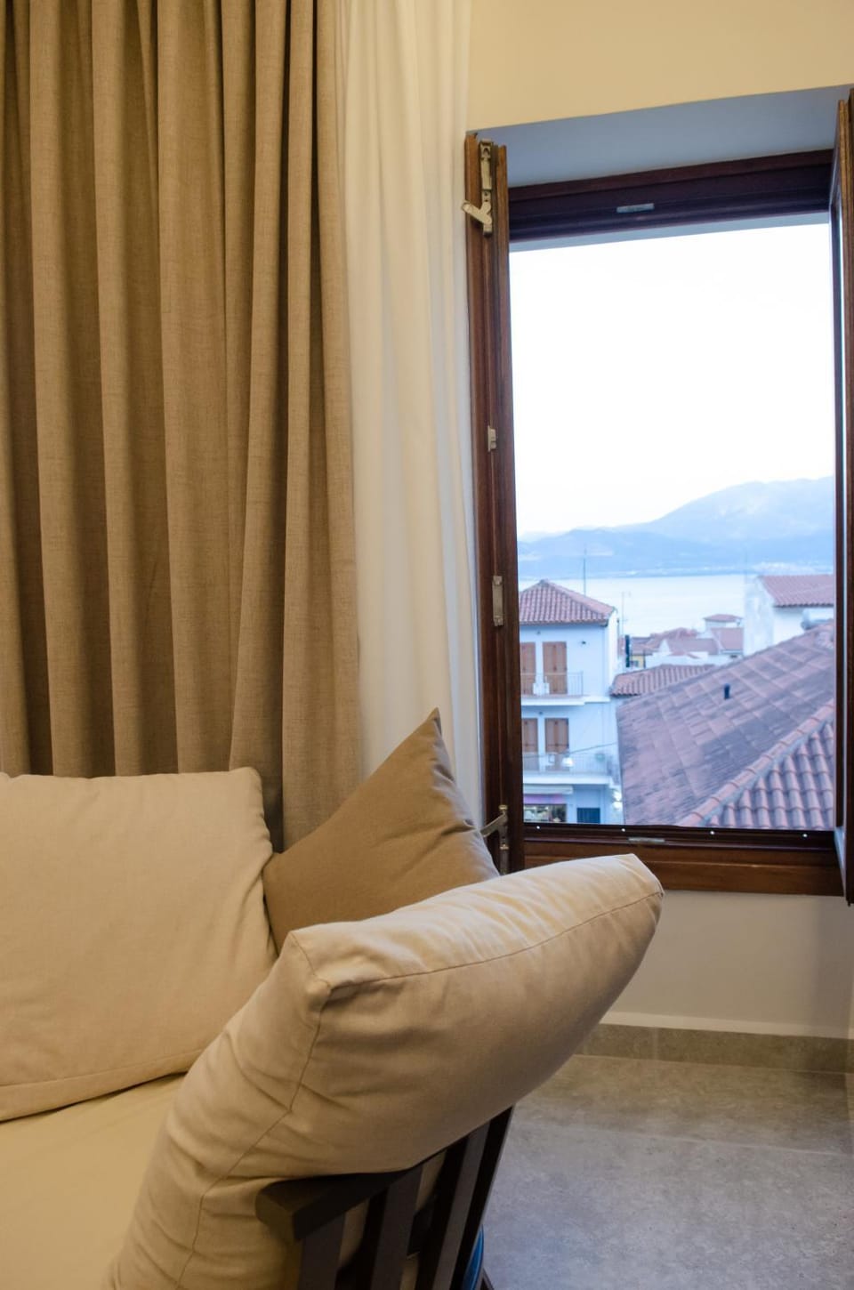 Seating area, Mountain view