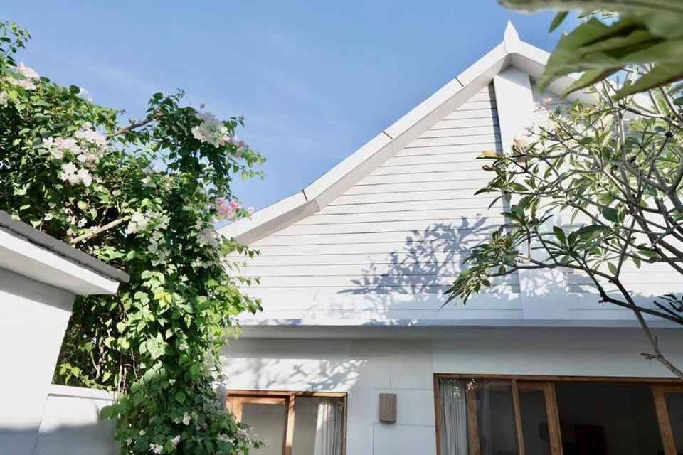 Luxury 3BR&3Bath Family-friendly Villa in Canggu Villa in North Kuta