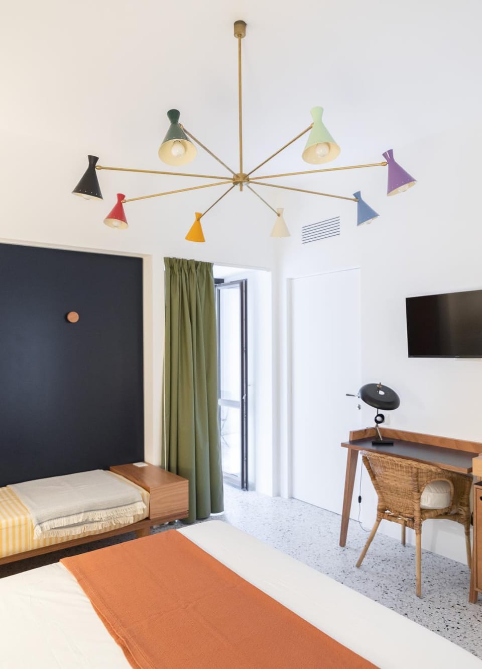 TV and multimedia, Decorative detail, Bedroom