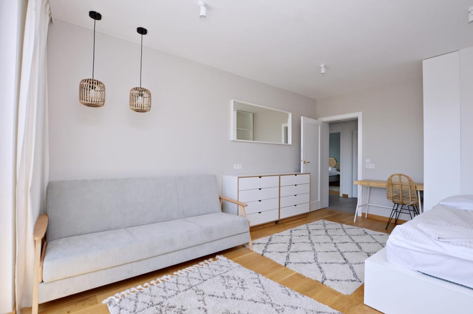 Bed, Photo of the whole room, Seating area, Bedroom, wardrobe
