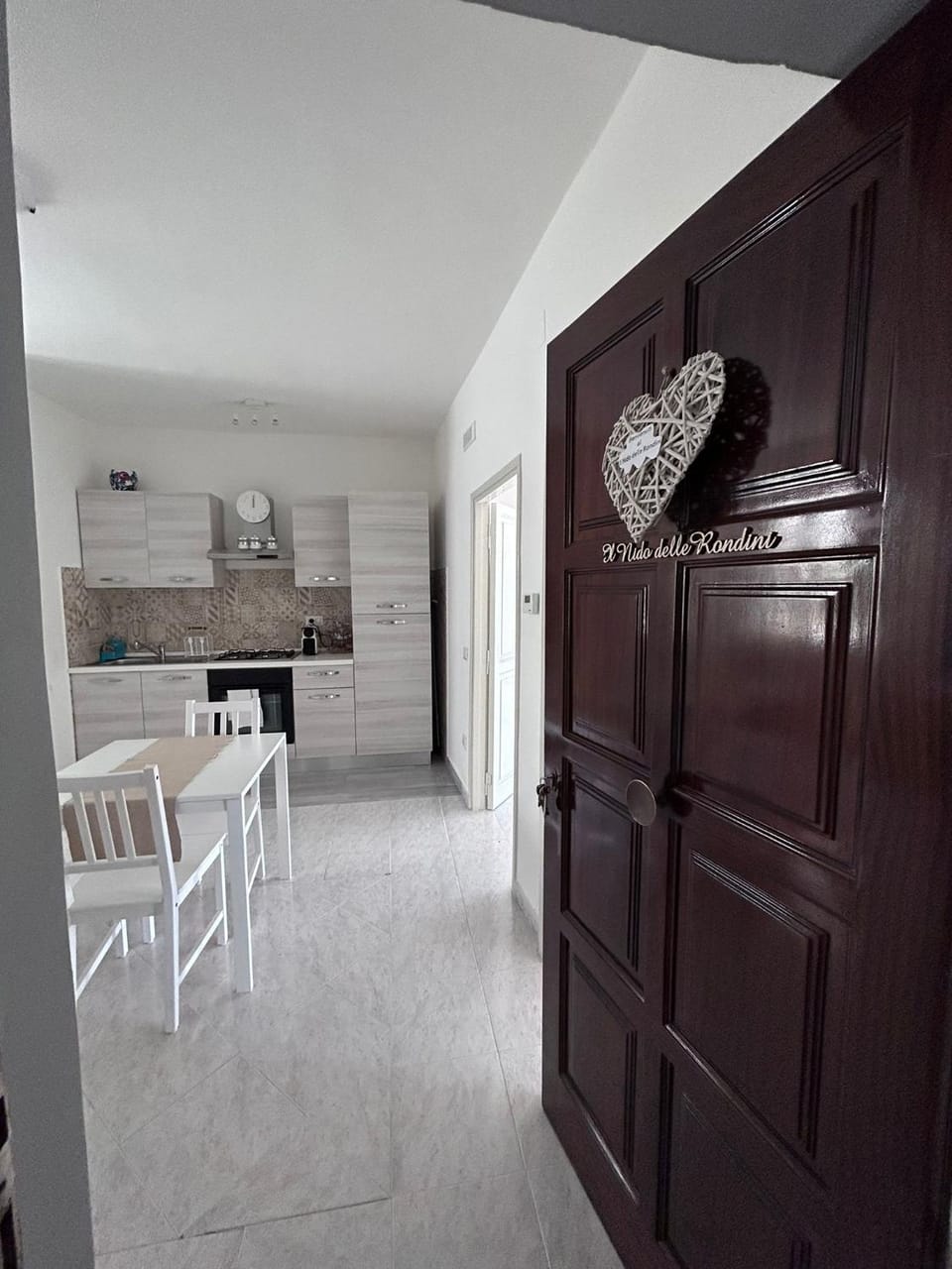 Kitchen or kitchenette, Dining area, kitchen