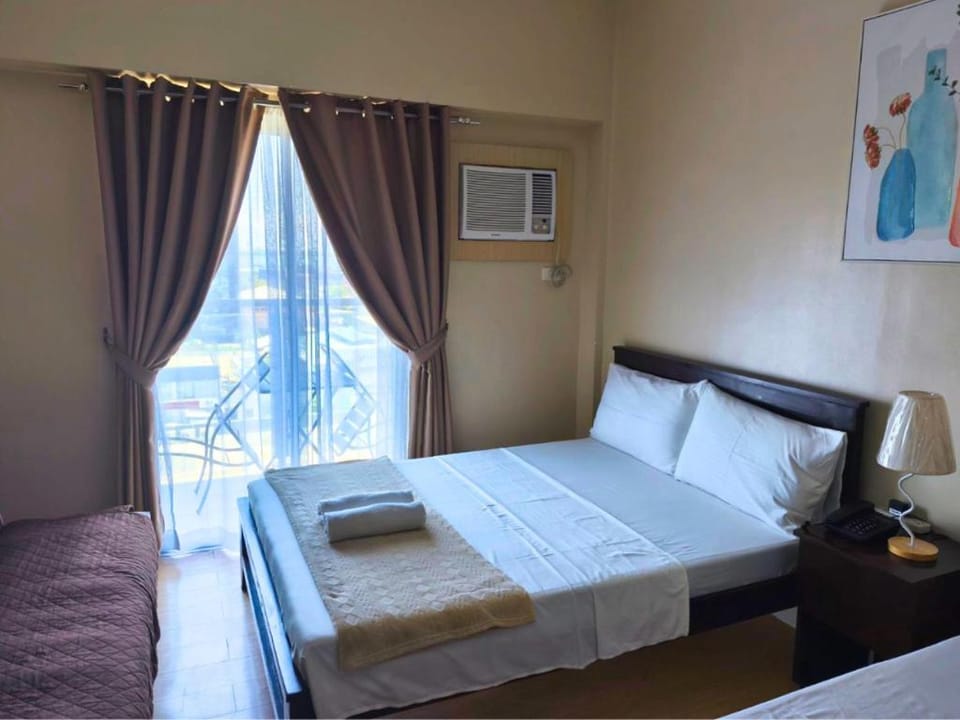 Sunvida Tower Stays Across SM City Cebu Apartment in Lapu-Lapu City